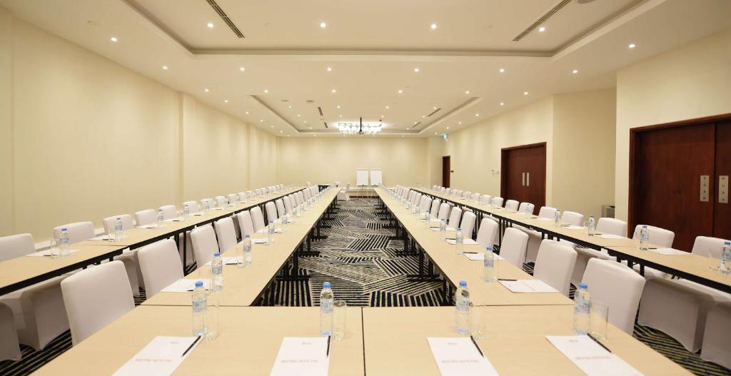 Hilton Garden Inn USA Interior Furniture Project Lusso Group